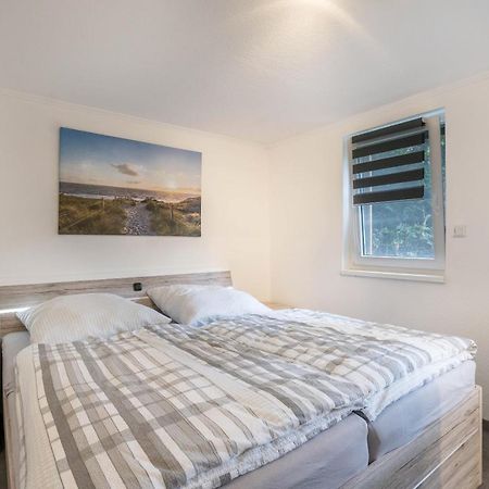 Ferienwohnung 9 Und 40 Thunum エクステリア 写真